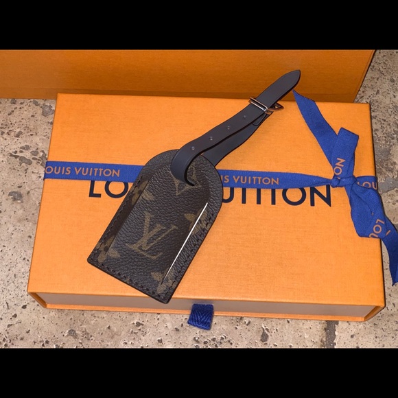 louis vuitton monogram luggage tag